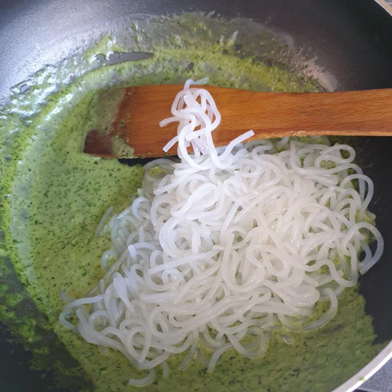 Shirataki with pesto