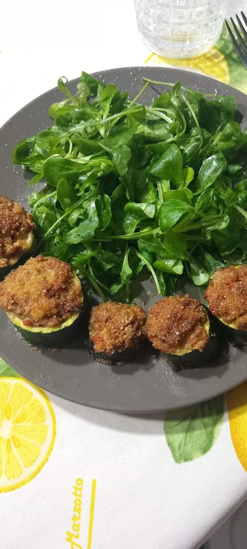 Zucchine ripiene di carne