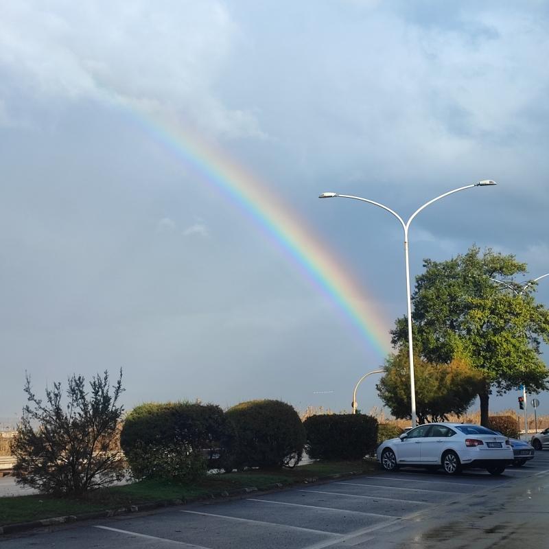 Breakfast with a full rainbow