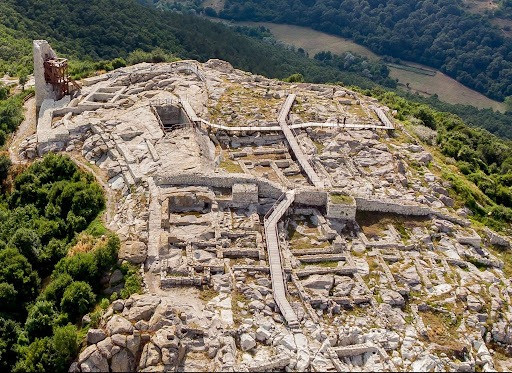 A view from above of the Perperikon acropolis, revealing the oldest part of the sanctuary, with cupe