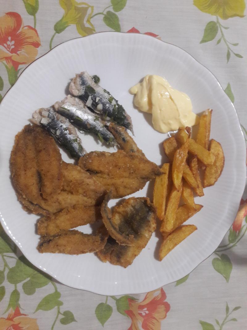 Sardine fritte e in verde