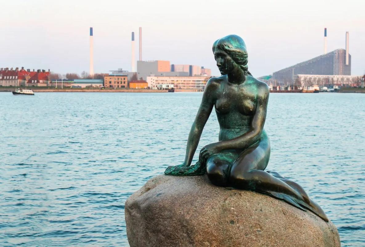 The famous Little Mermaid which adorns the port of Copenhagen in Denmark: she is the protagonist of 