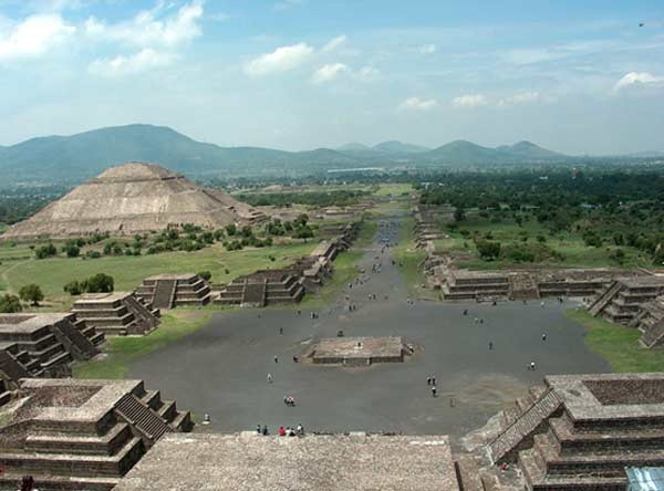 Teotihuacán – Pyramid of the Sun, Pyramid of the Moon