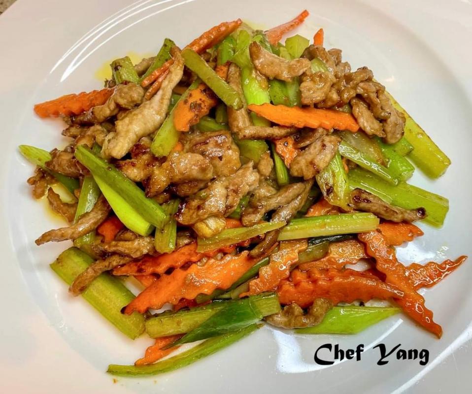 Stir-Fried Shredded Pork with Celery