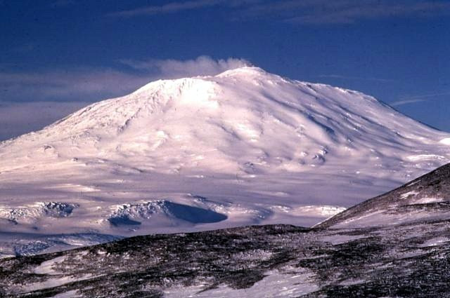 Mount Erebus in Antarctica, on Ross Island, where fossilized trees dating back to the last ice age h