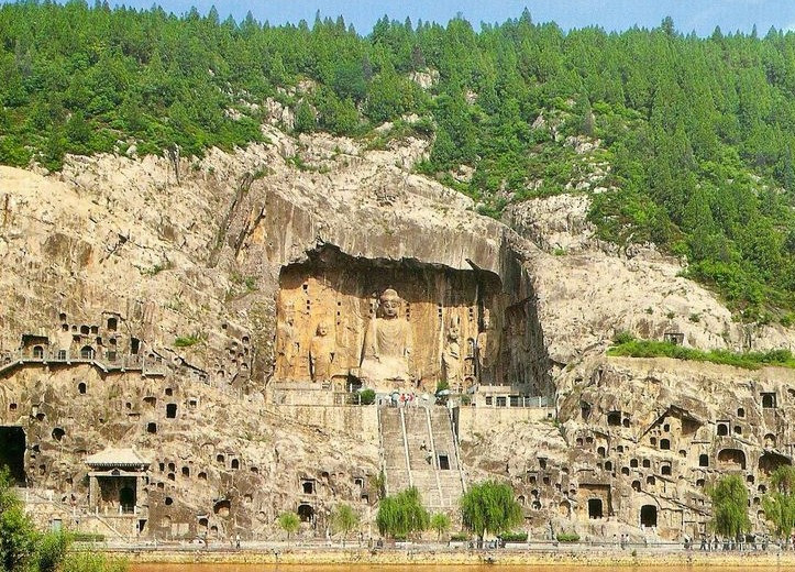 The Longmen caves, like those of Dunhuang and Yungang, all in China, show the same characteristics a