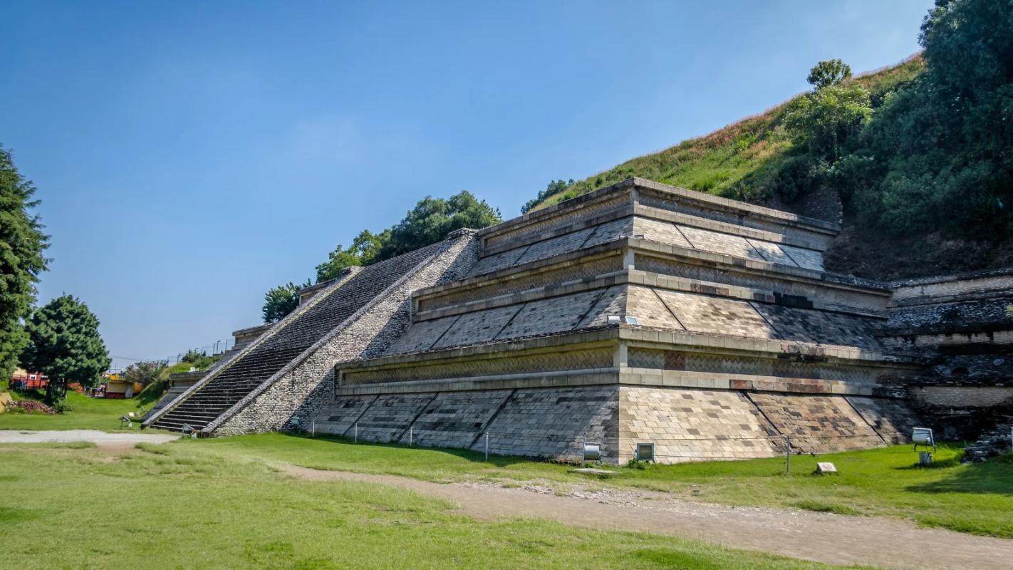 Cholula, in Nahuatl language Tlahchiualtepetl, translated – man-made mountain.