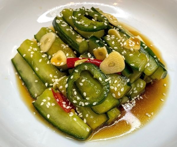 Sesame Cold Cucumbers 拍黄瓜