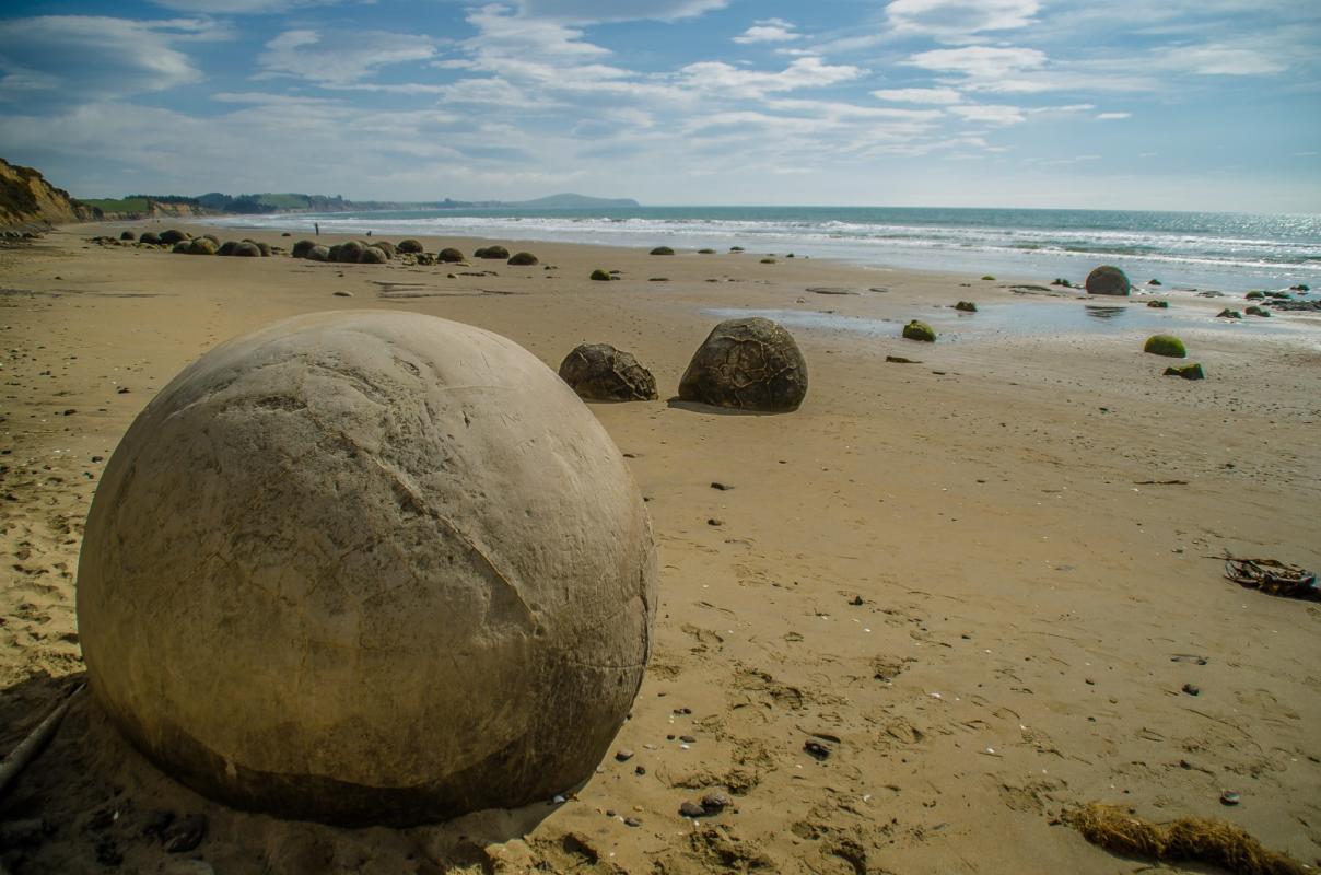 Spheres similar to the Costa Rican ones have also been found in New Zealand, but they are more defor