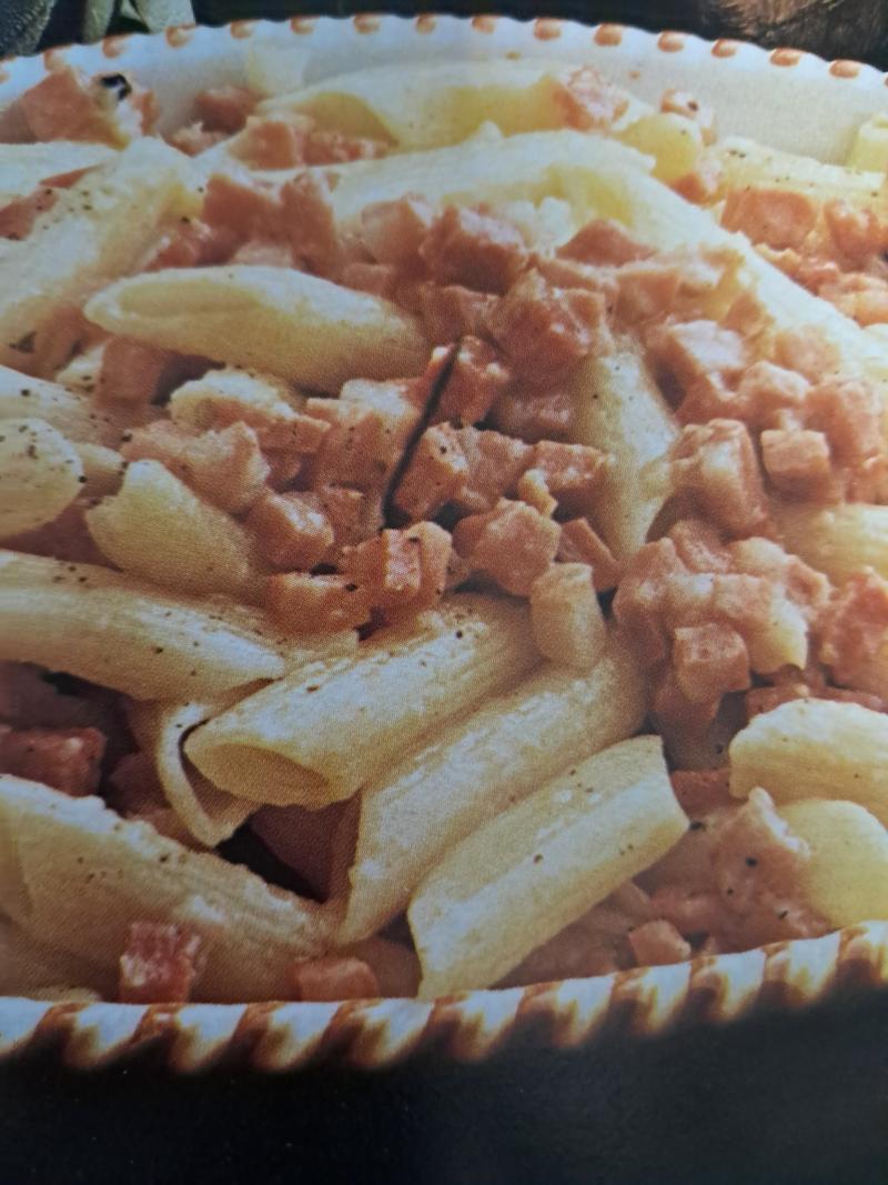 PENNE AI SALUMI MISTI