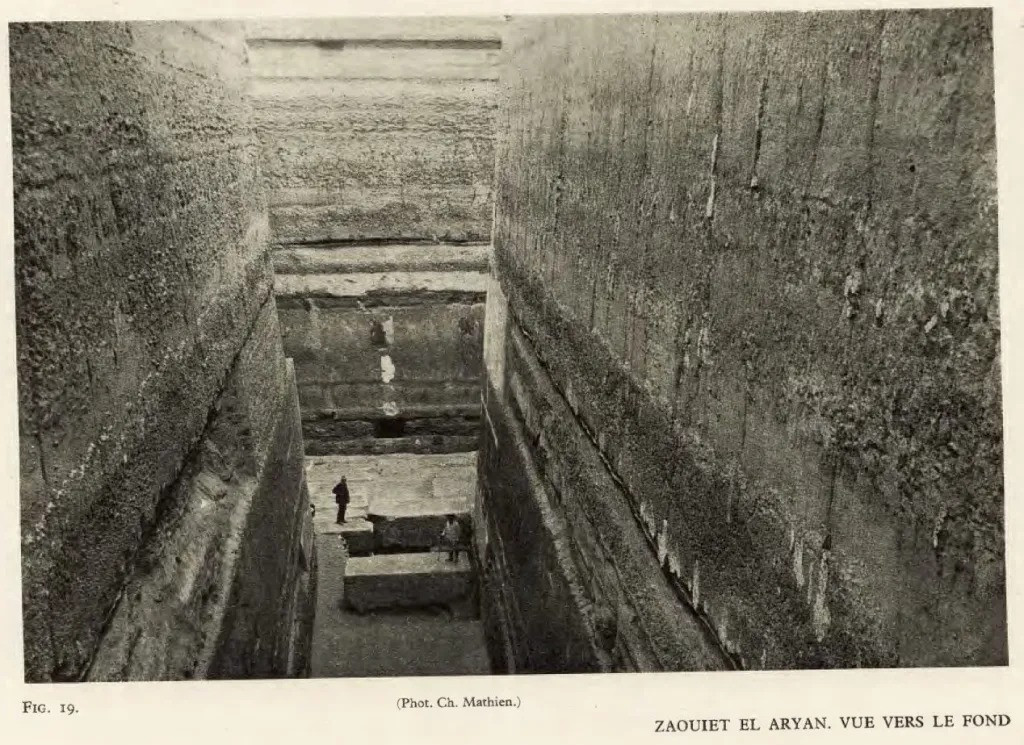 The big corridor inside the Zawyet-el-aryan pyramid