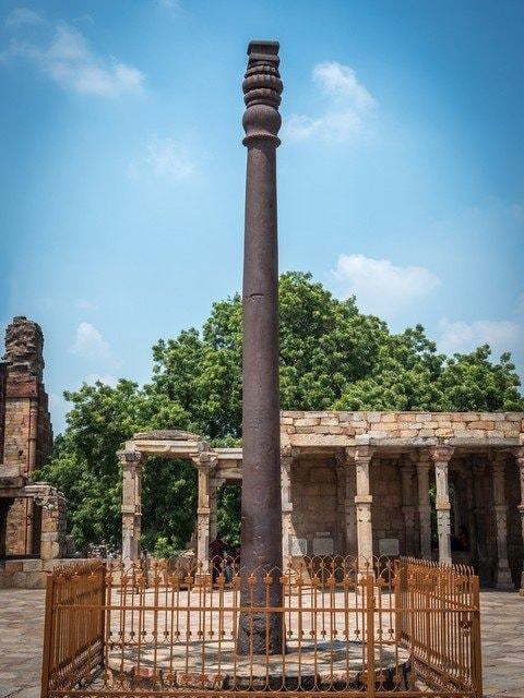 The Delhi Column is made of a special iron-phosphorus alloy not unlike today's high-strength Corten 