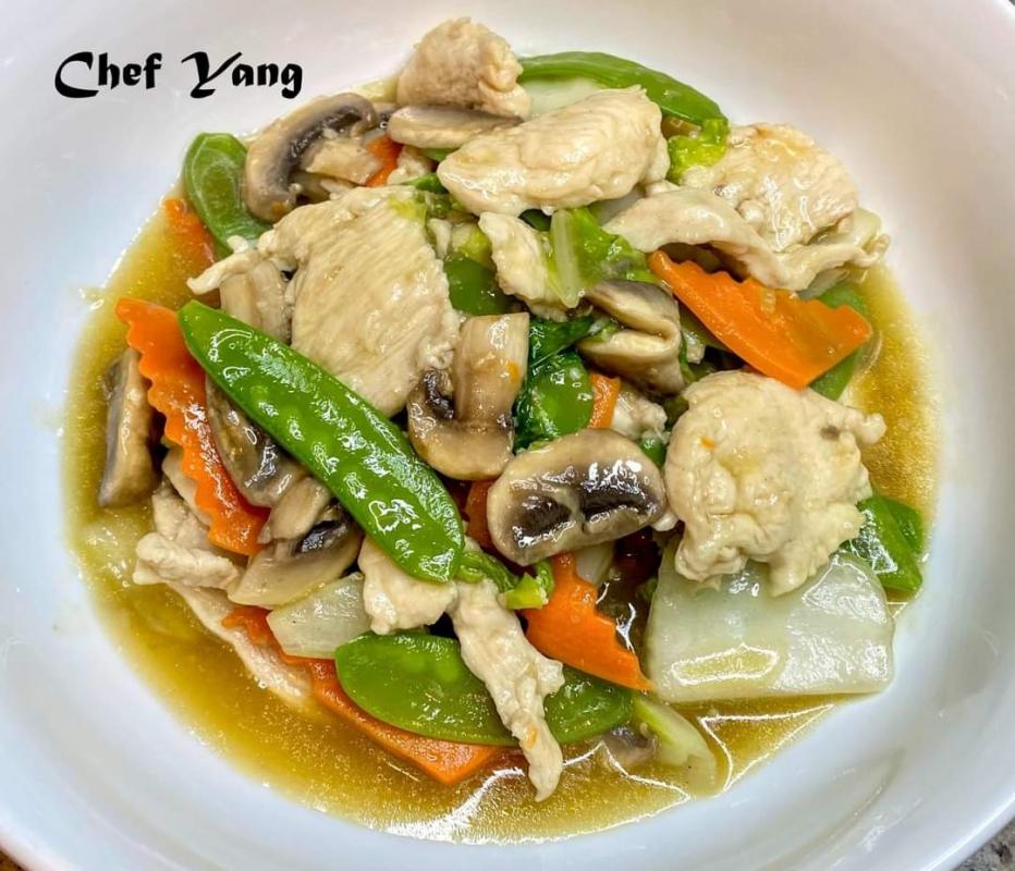 Moo Goo Gai Pan 蘑菇雞片