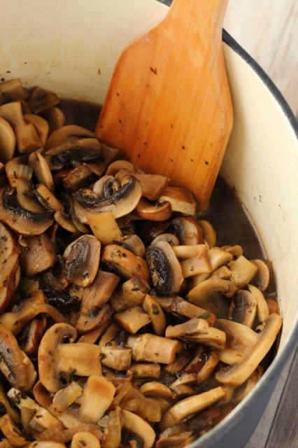 Vegan Cream of Mushroom Soup (with Video)