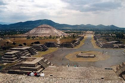 Gold and the Mesoamerican Pyramids