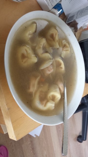 Tortellini in brodo di carne 