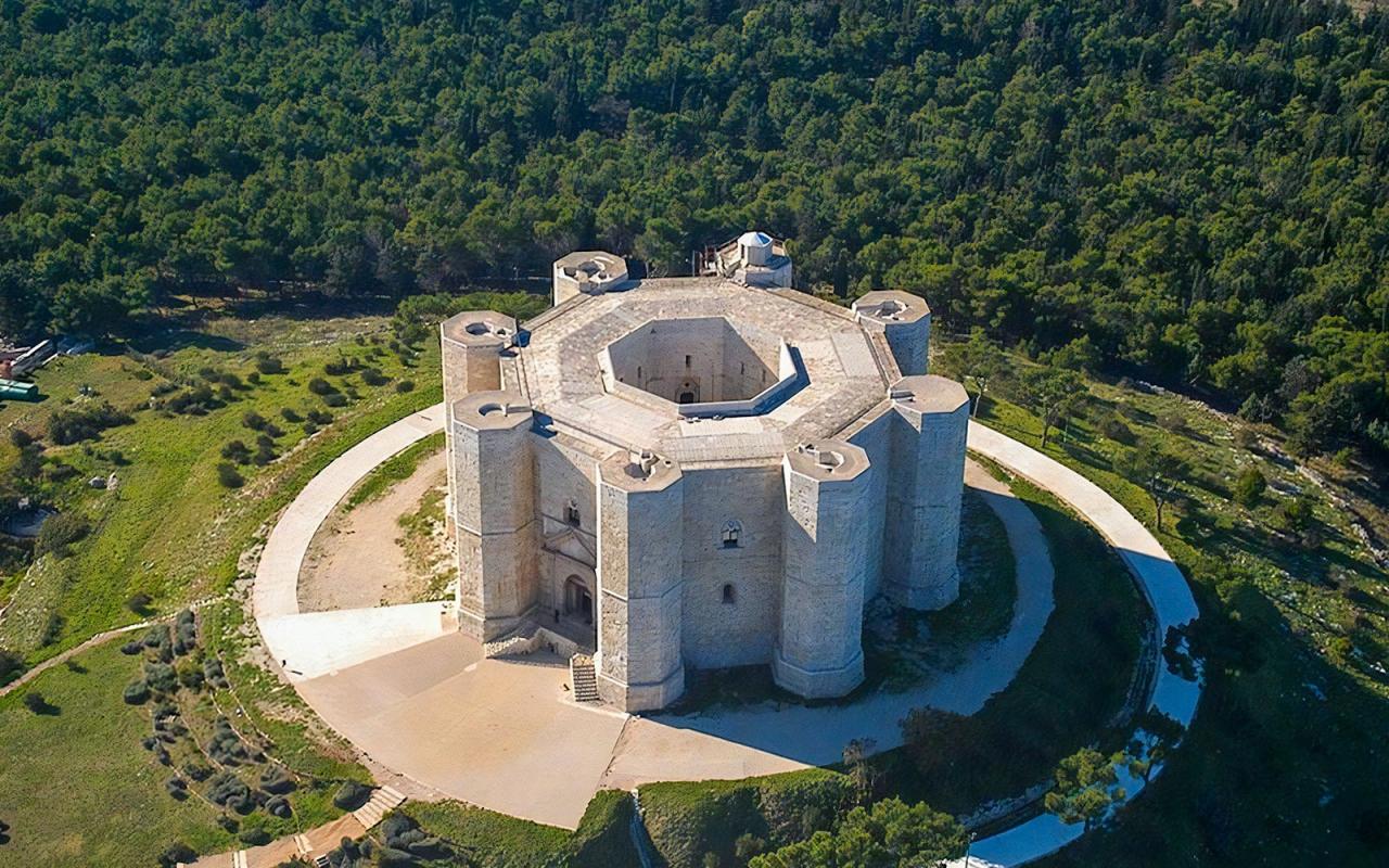 Castel del Monte, built by another emperor, Frederick II: the triumph of the octagon in all its form